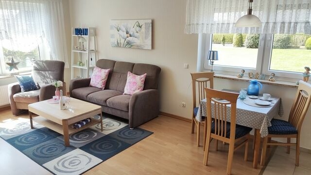 Ferienwohnung in S&uuml;ssau - Wiese - Bild 2