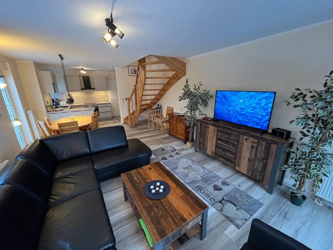 Ferienhaus in Ostseeheilbad Zingst - Weidenstra&szlig;e 6 - gem&uuml;tliches Wohnzimmer