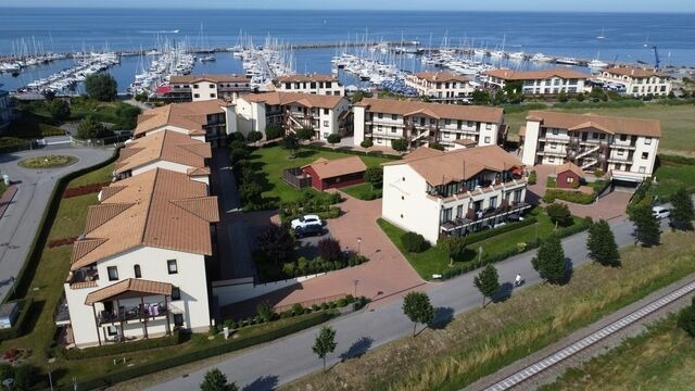 Ferienwohnung in K&uuml;hlungsborn - 9987- Urlaubstr&auml;ume Am Meer, WE 3.4 Strandkorb auf der Terrasse - Bild 15