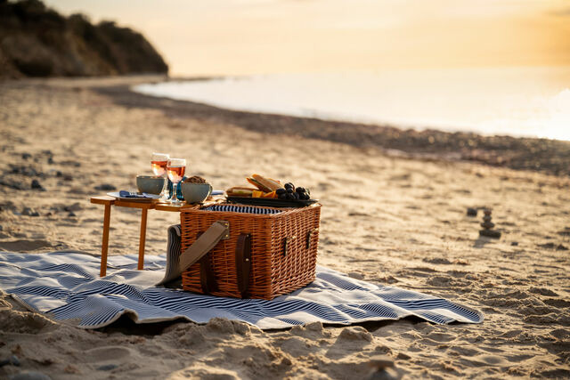 Ferienhaus in Dranske - R&uuml;genzauber Reetdachhaus mit Sauna u. Kamin | Strandn&auml;he | Garten - Bild 13