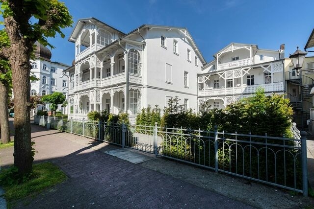 Ferienwohnung in Binz - Villa Iduna / Ferienwohnung No. 6 - 1. OG mit Balkon nach S&uuml;den - Bild 17