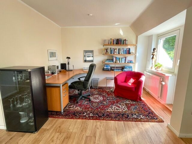 Ferienwohnung in Schleswig - Ferienwohnungen Eva Schnetz - Nr. 2 im Dachgeschoss - Bild 6